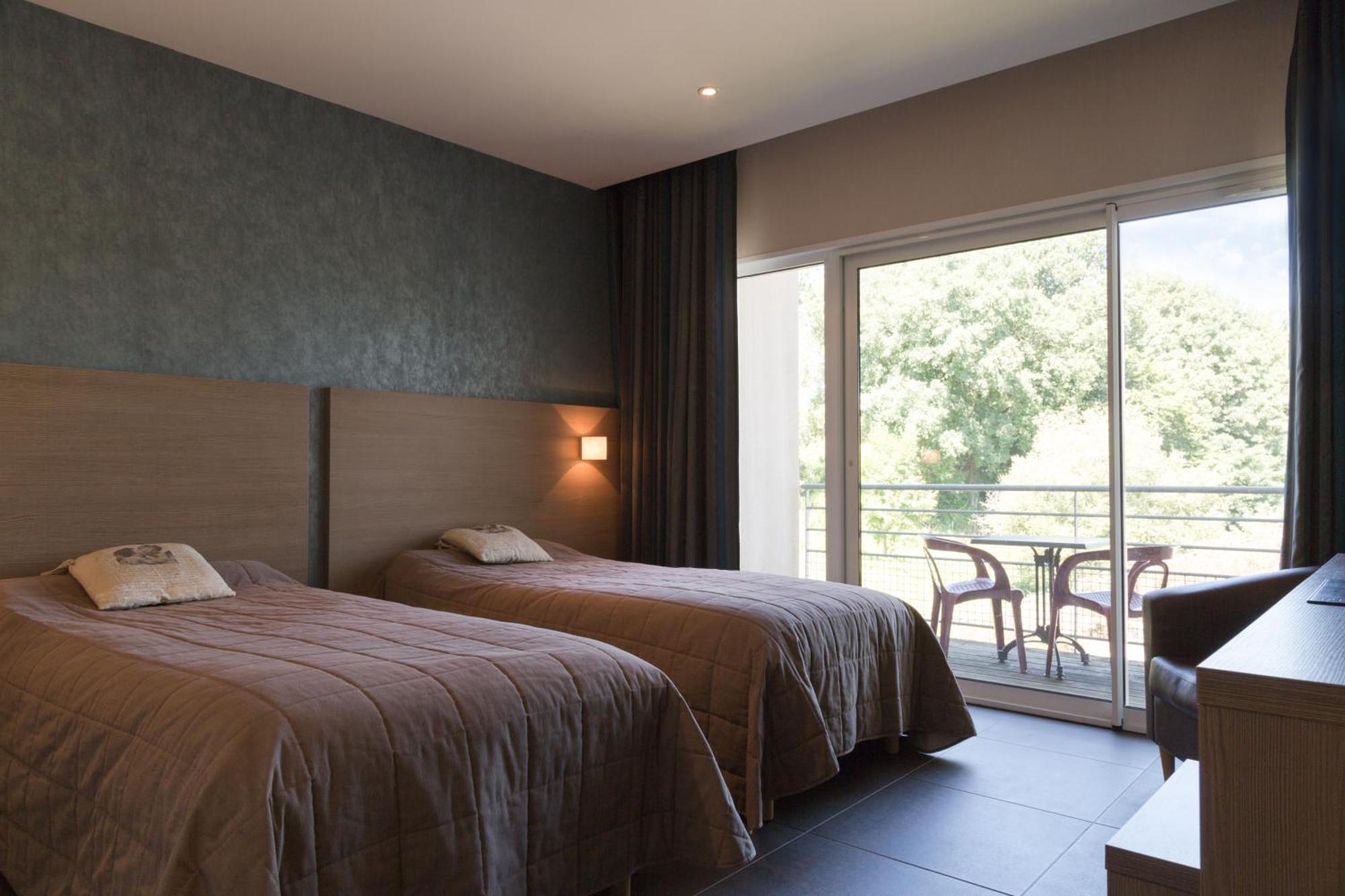 The Originals City, Hotel De France, Bessines-Sur-Gartempe Buitenkant foto