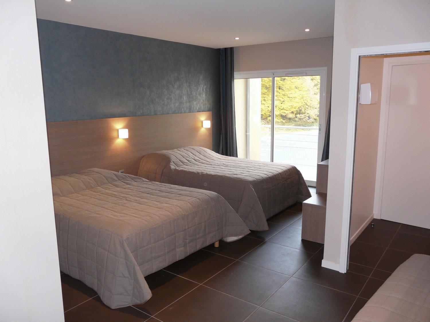 The Originals City, Hotel De France, Bessines-Sur-Gartempe Buitenkant foto